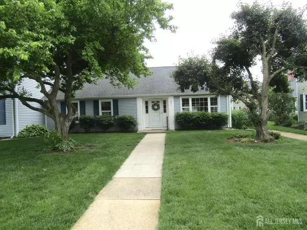 67 Amherst LN #C, Monroe, NJ 08831