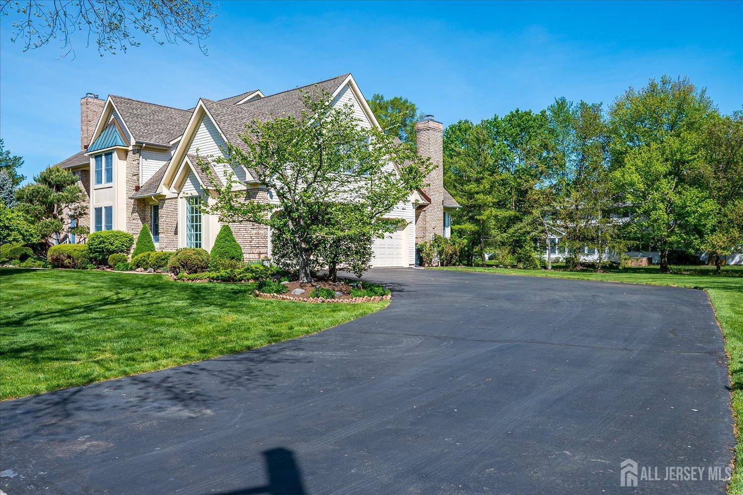 30 Revere CT, West Windsor, NJ 08550