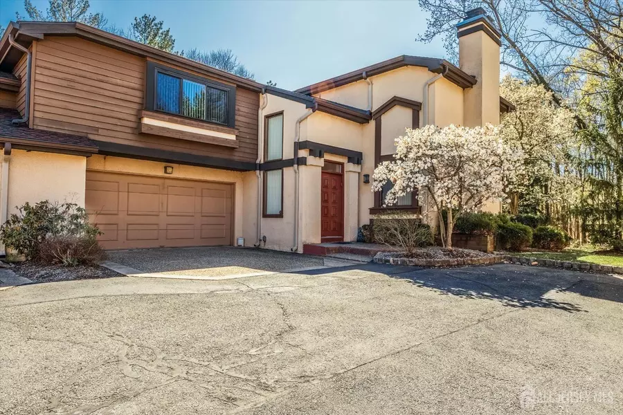 441 Sayre DR, Plainsboro, NJ 08540