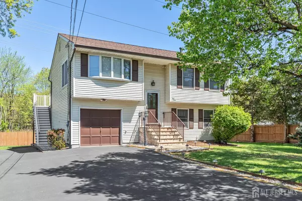 59 Normandy DR, Piscataway, NJ 08854