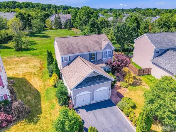 East Brunswick, NJ 08816,18 Bucknell DR