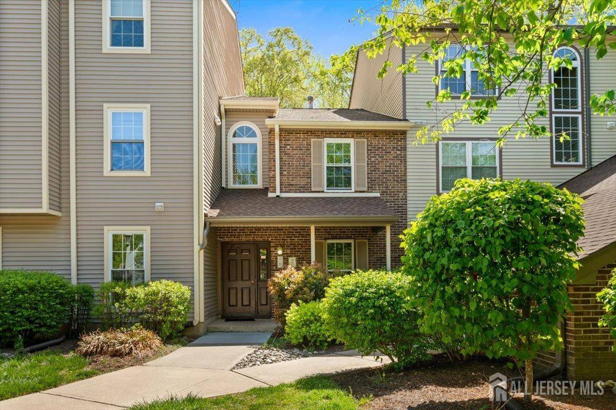 5151 Beech CT, South Brunswick, NJ 08852