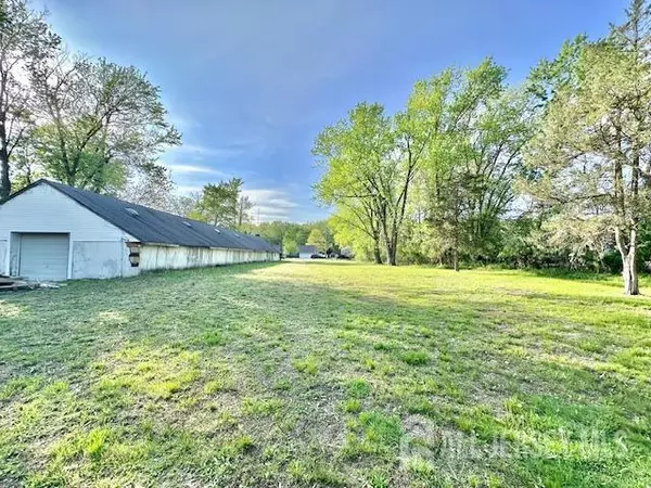 400 Main ST, Manalapan, NJ 07726