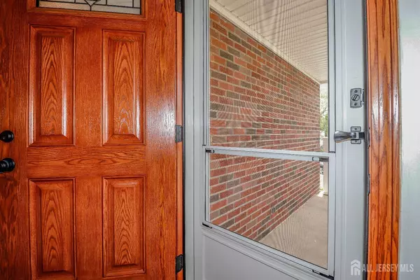 Port Reading, NJ 07064,7 E 2nd ST E