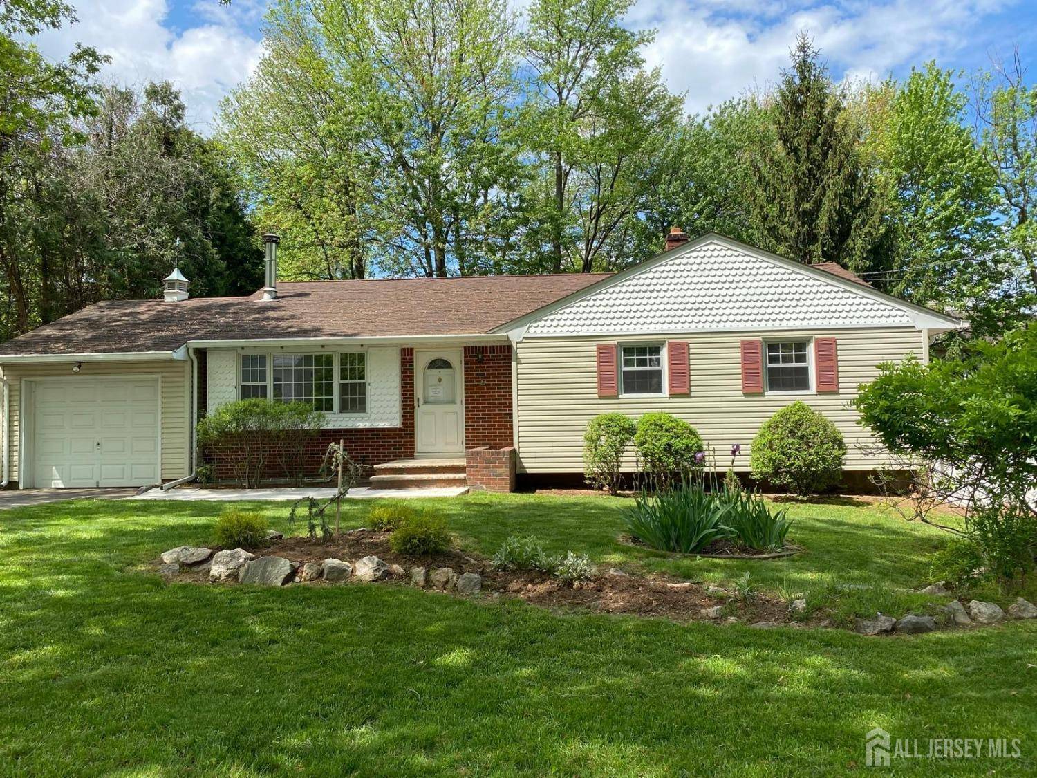 17 Cody AVE, Edison, NJ 08820