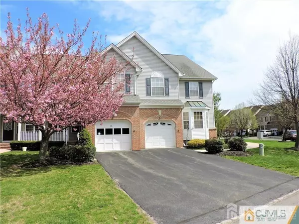 84 AMY DR, North Brunswick, NJ 08902