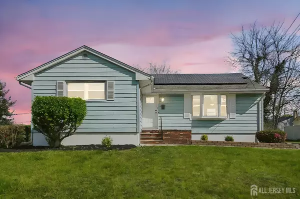 114 Woodrow AVE, Piscataway, NJ 08854