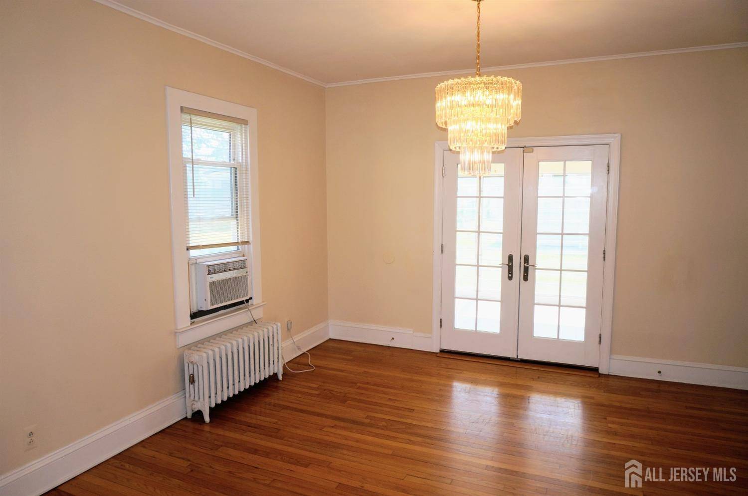South Amboy, NJ 08879,225 Church ST