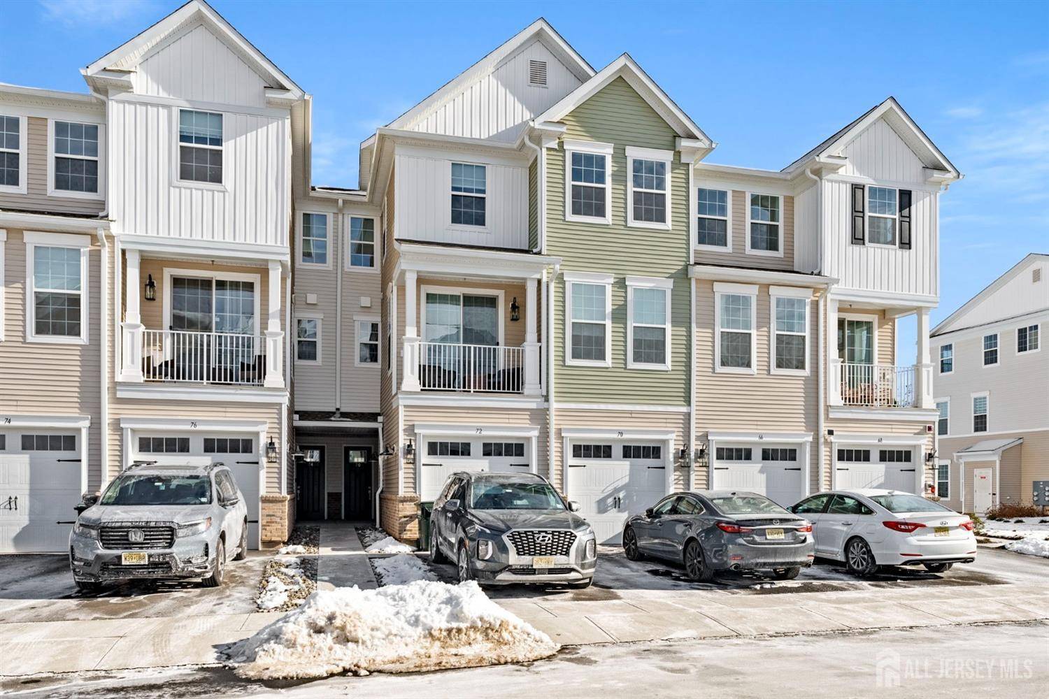 70 Depot WAY, Dunellen, NJ 08812