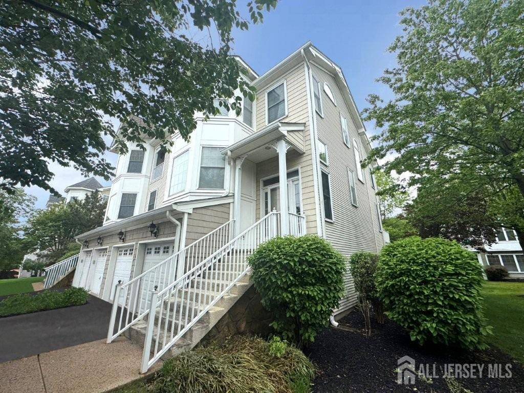 South Amboy, NJ 08879,51 S Shore DR
