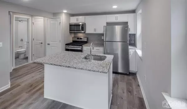 98 E Cliff ST #1, Somerville, NJ 08876
