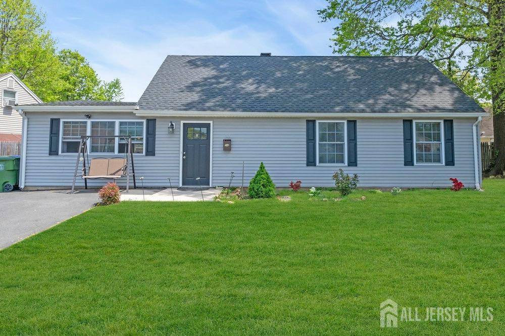 33 Altamont RD, Edison, NJ 08817