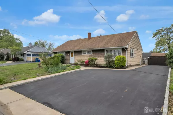 Piscataway, NJ 08854,49 Charles TER