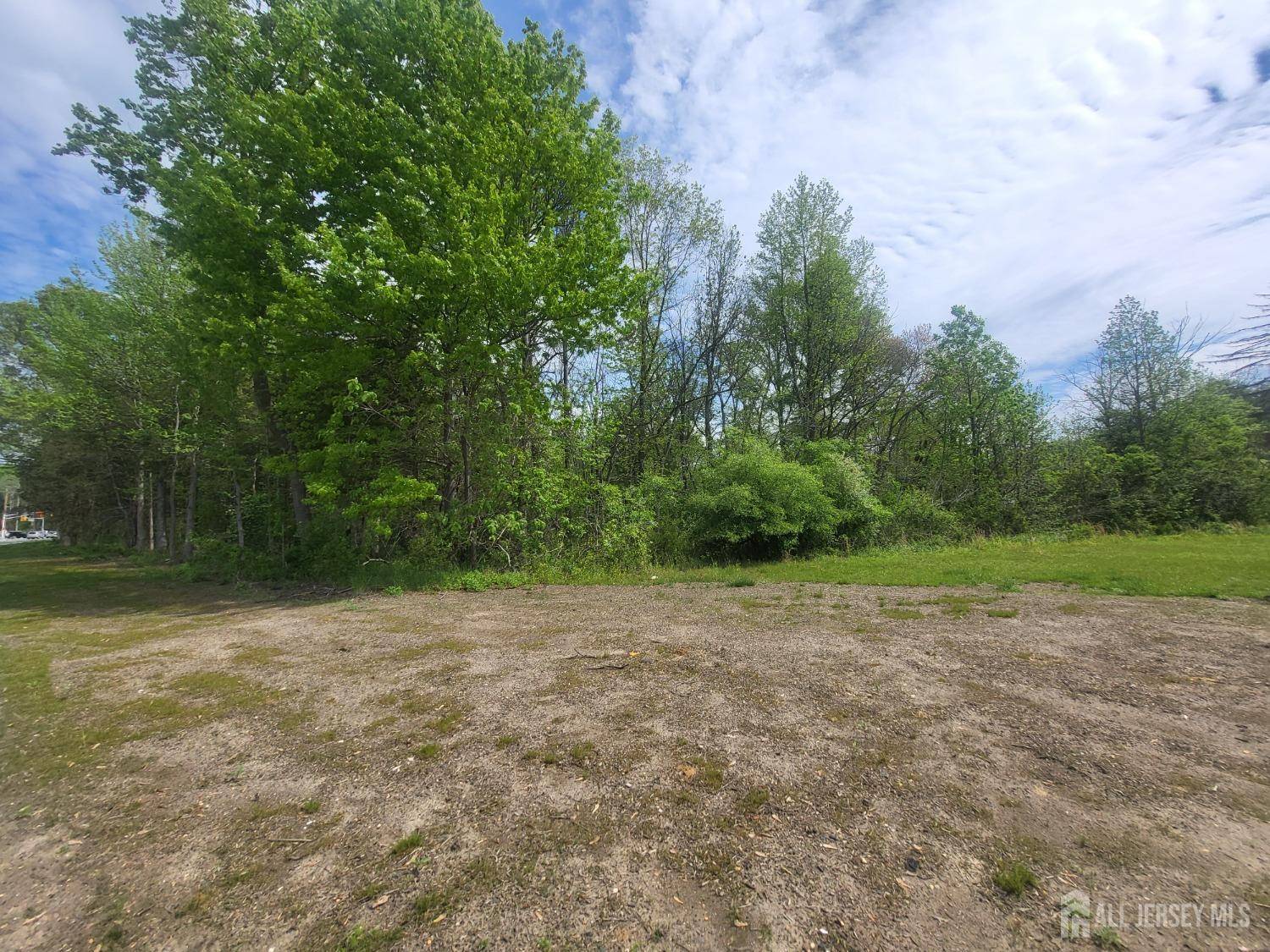 Monroe, NJ 08831,380-390 Mounts Mills RD