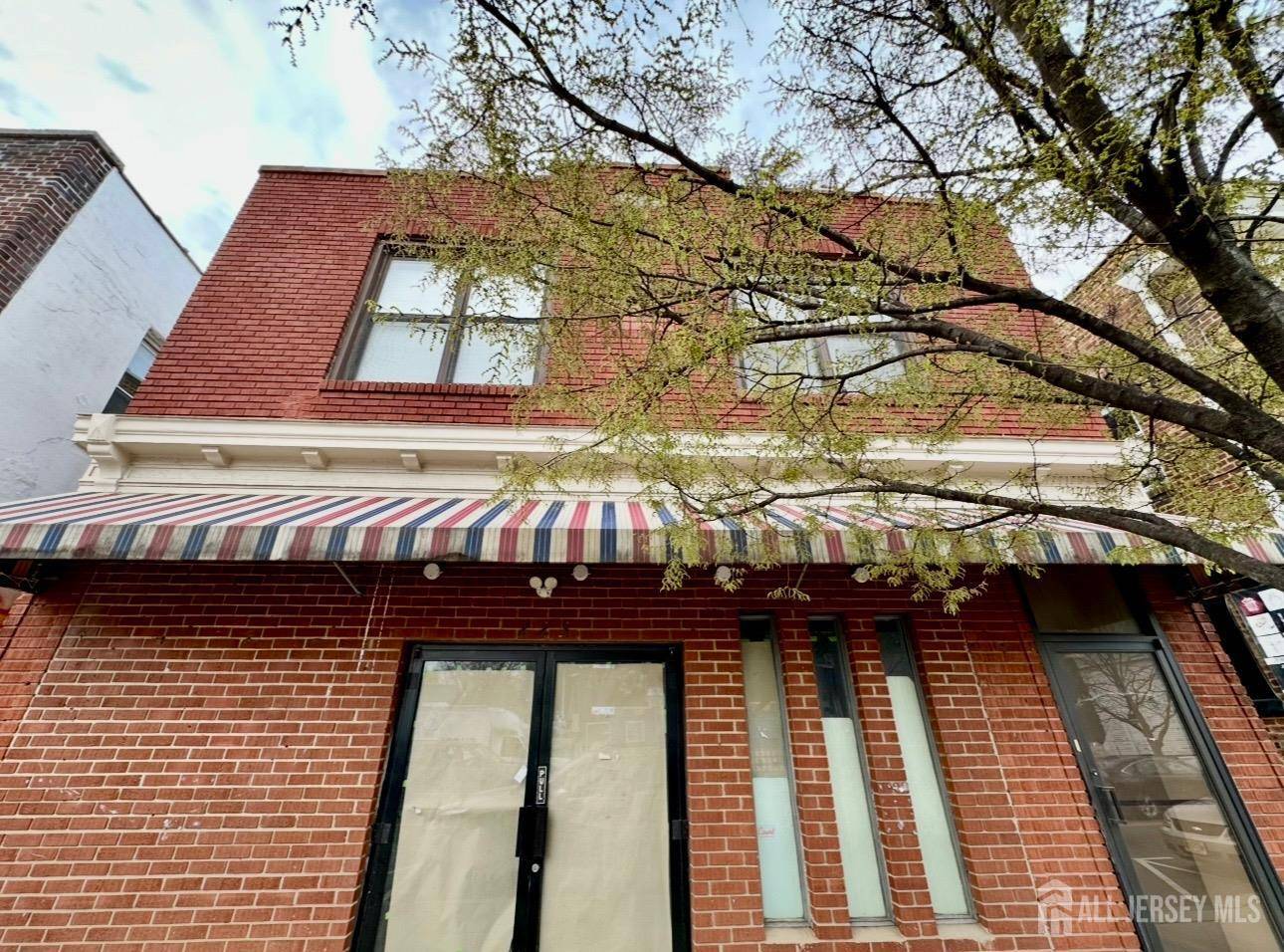 223 Raritan AVE, Highland Park, NJ 08904