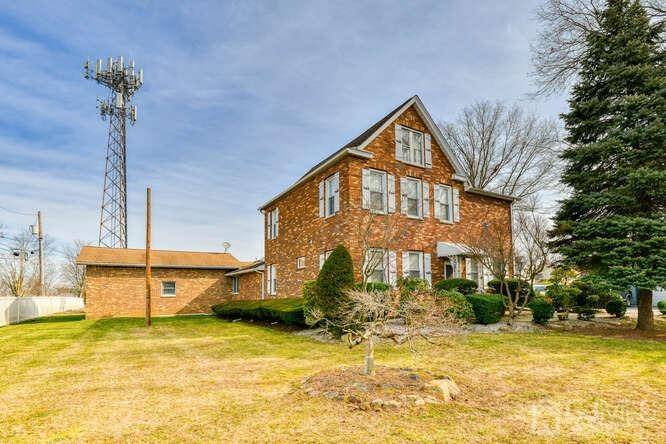 930 Old Bridge TPKE, East Brunswick, NJ 08816