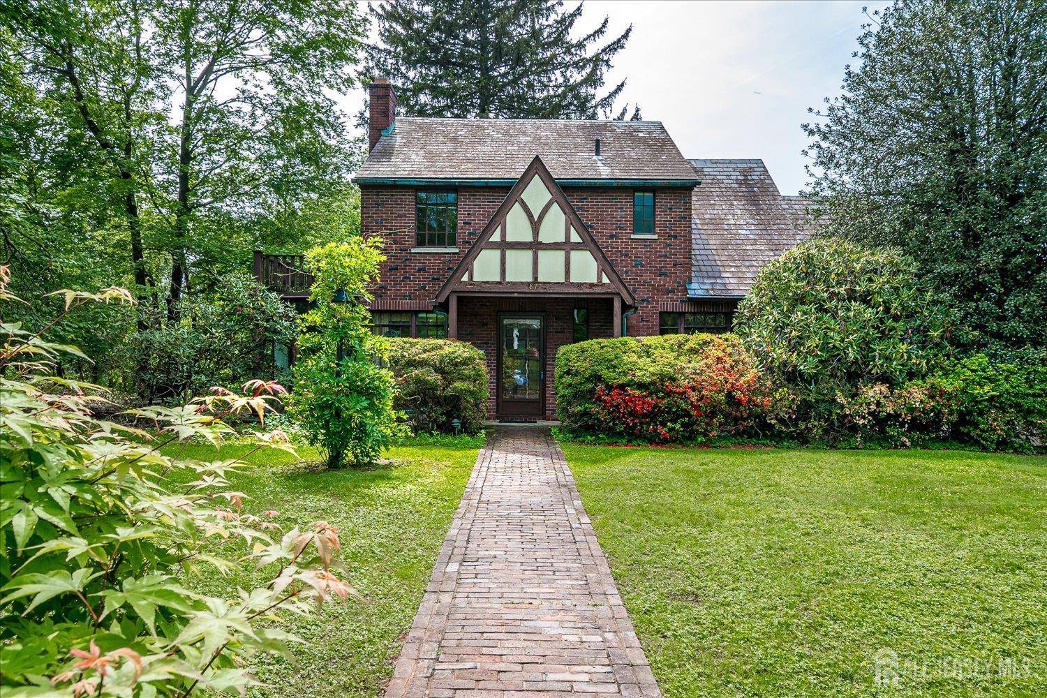 87 Linden AVE, Metuchen, NJ 08840