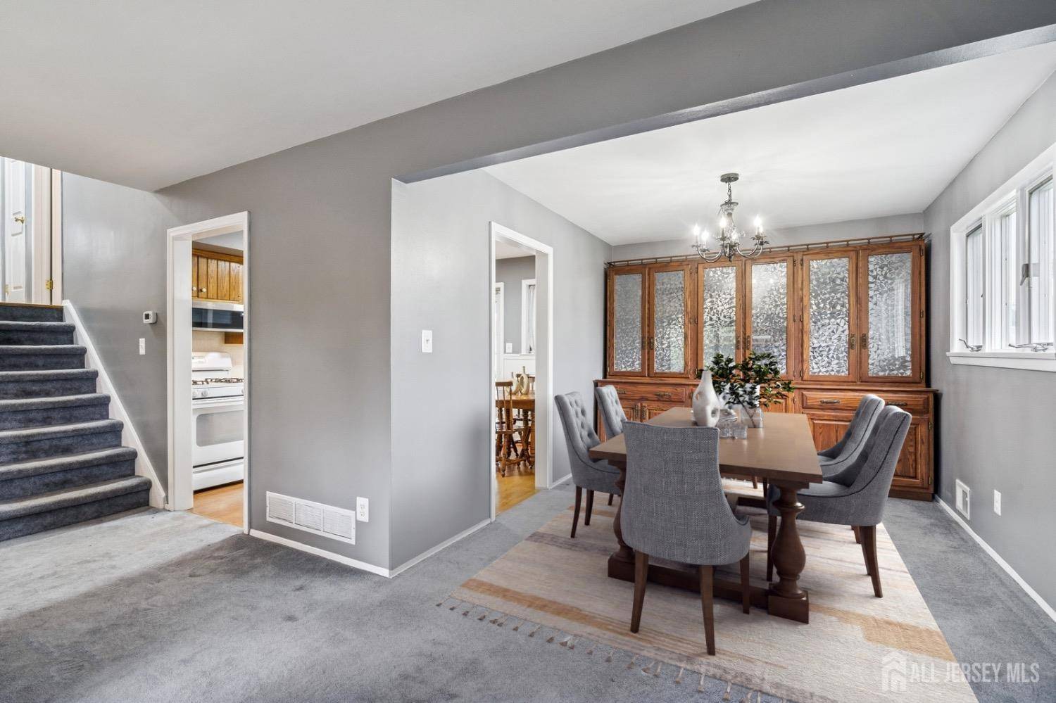 Hamilton, NJ 08690,12 Aster RD
