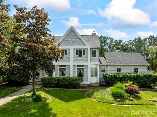 10 Jason DR, East Brunswick, NJ 08816