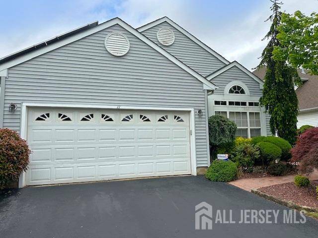 11 Sonoma ST, Monroe, NJ 08831