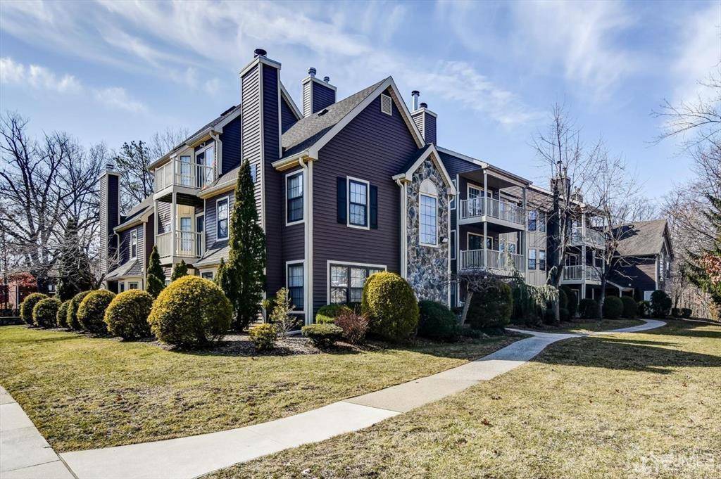 East Brunswick, NJ 08816,16 Ayres CT