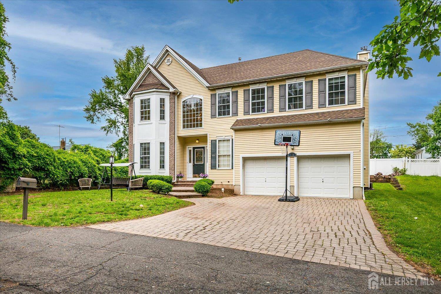 Edison, NJ 08817,153 Brookhill AVE
