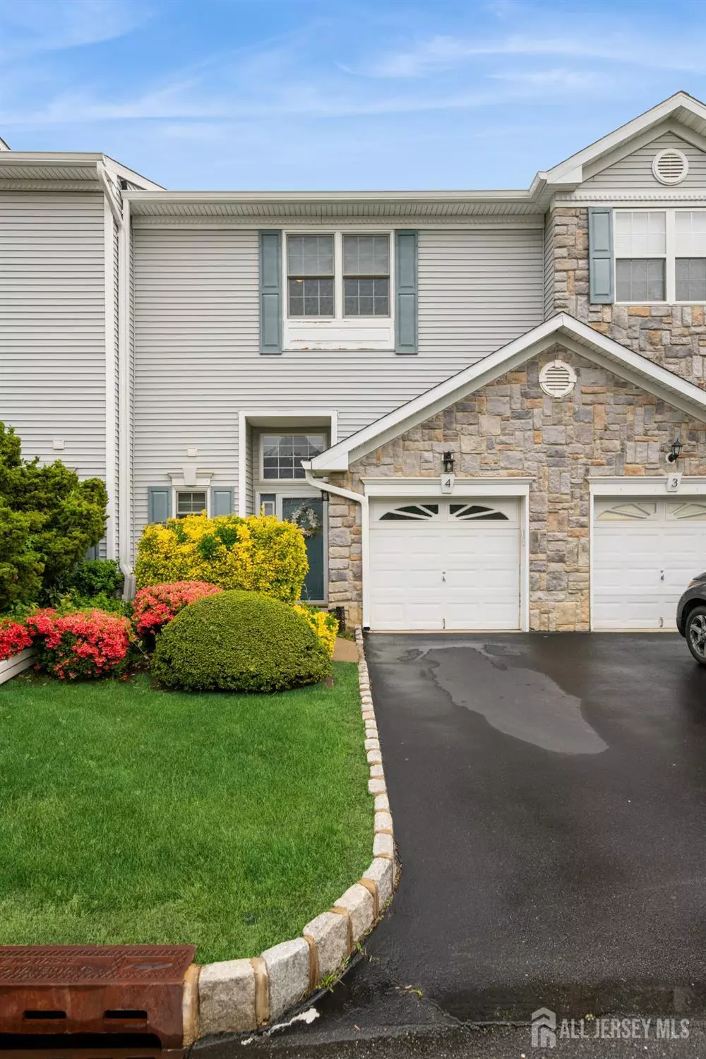 Old Bridge, NJ 08879,4 Linda CT