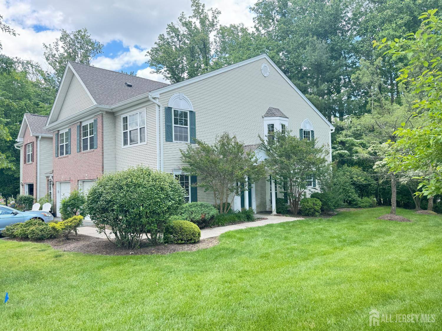 101 Waldorf DR, South Brunswick, NJ 08540