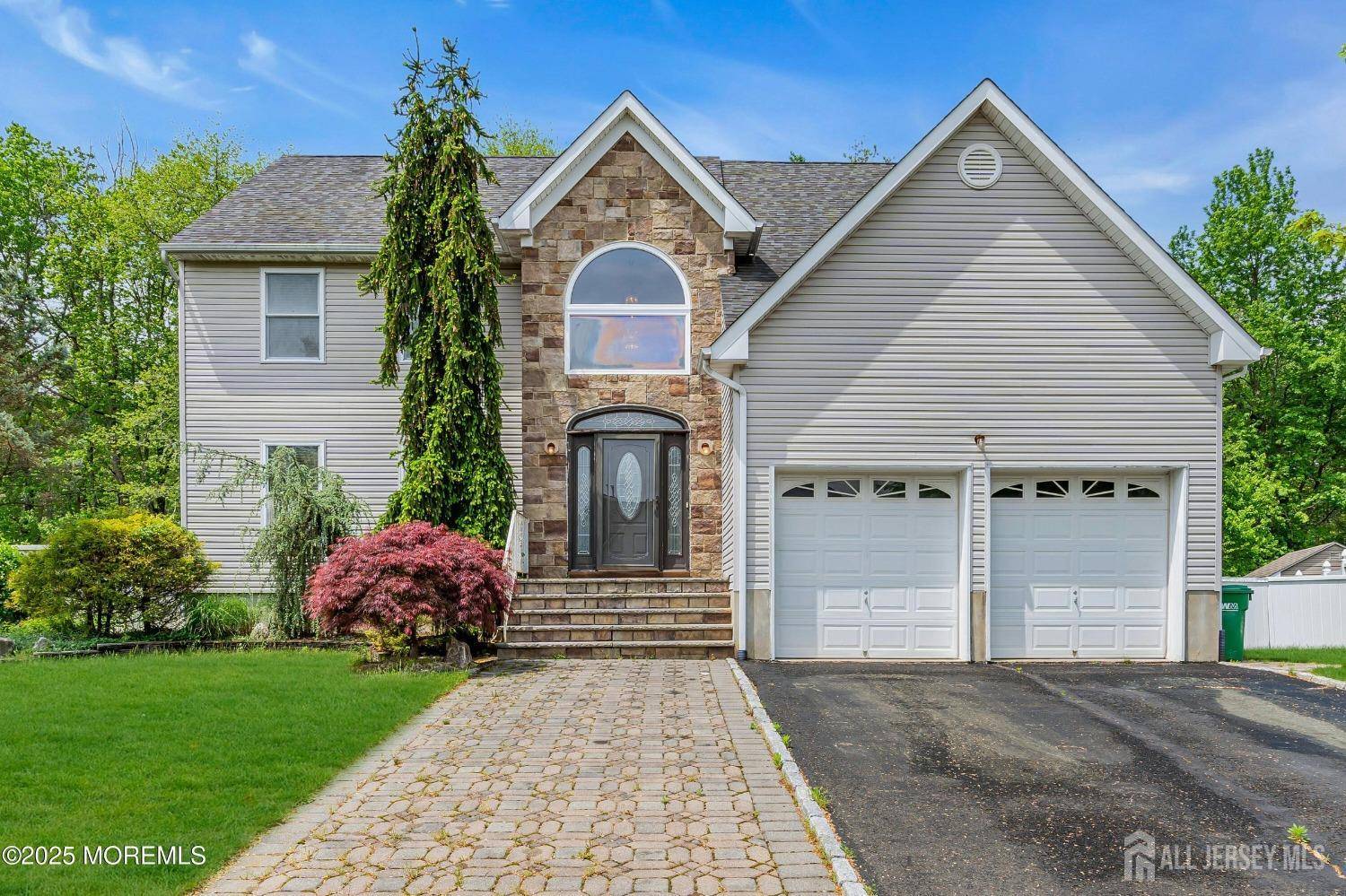Monroe, NJ 08831,11 Patio CT