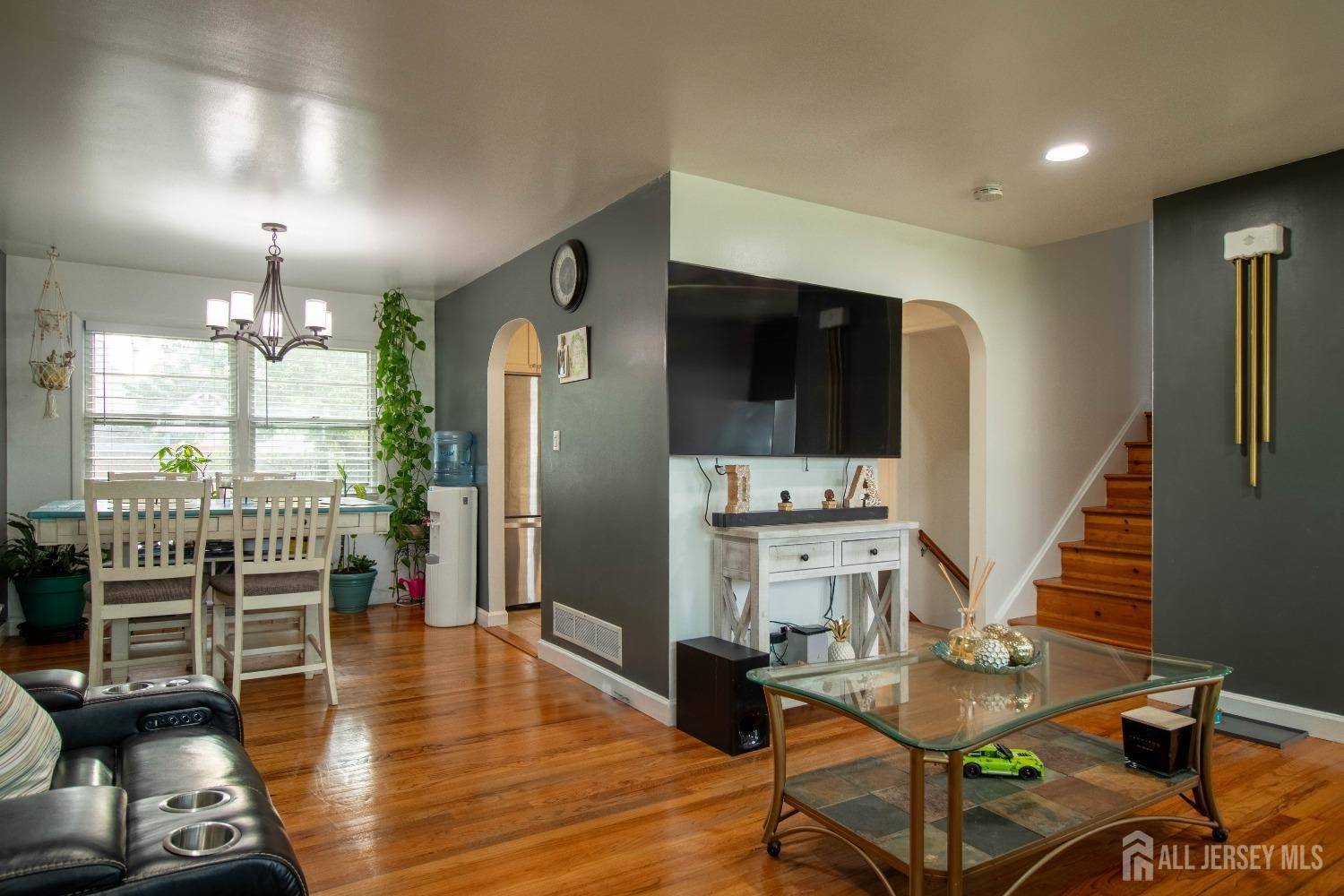 South River, NJ 08882,11 Monush ST