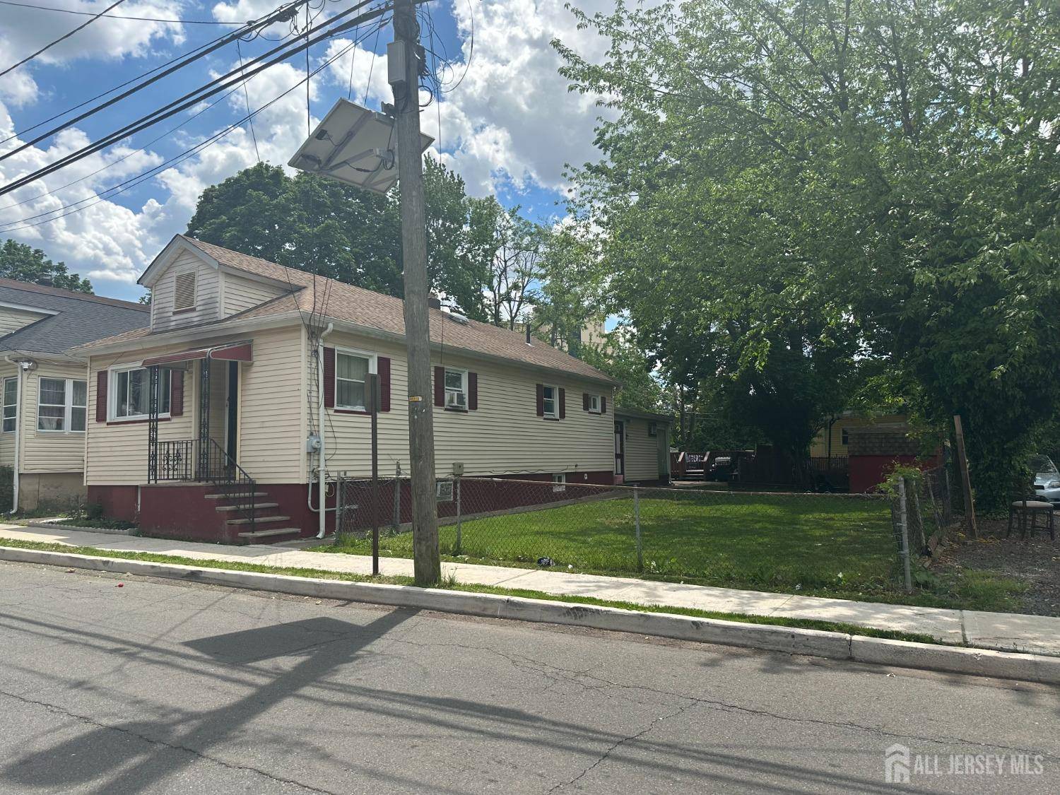 New Brunswick, NJ 08901,44 S Ward ST