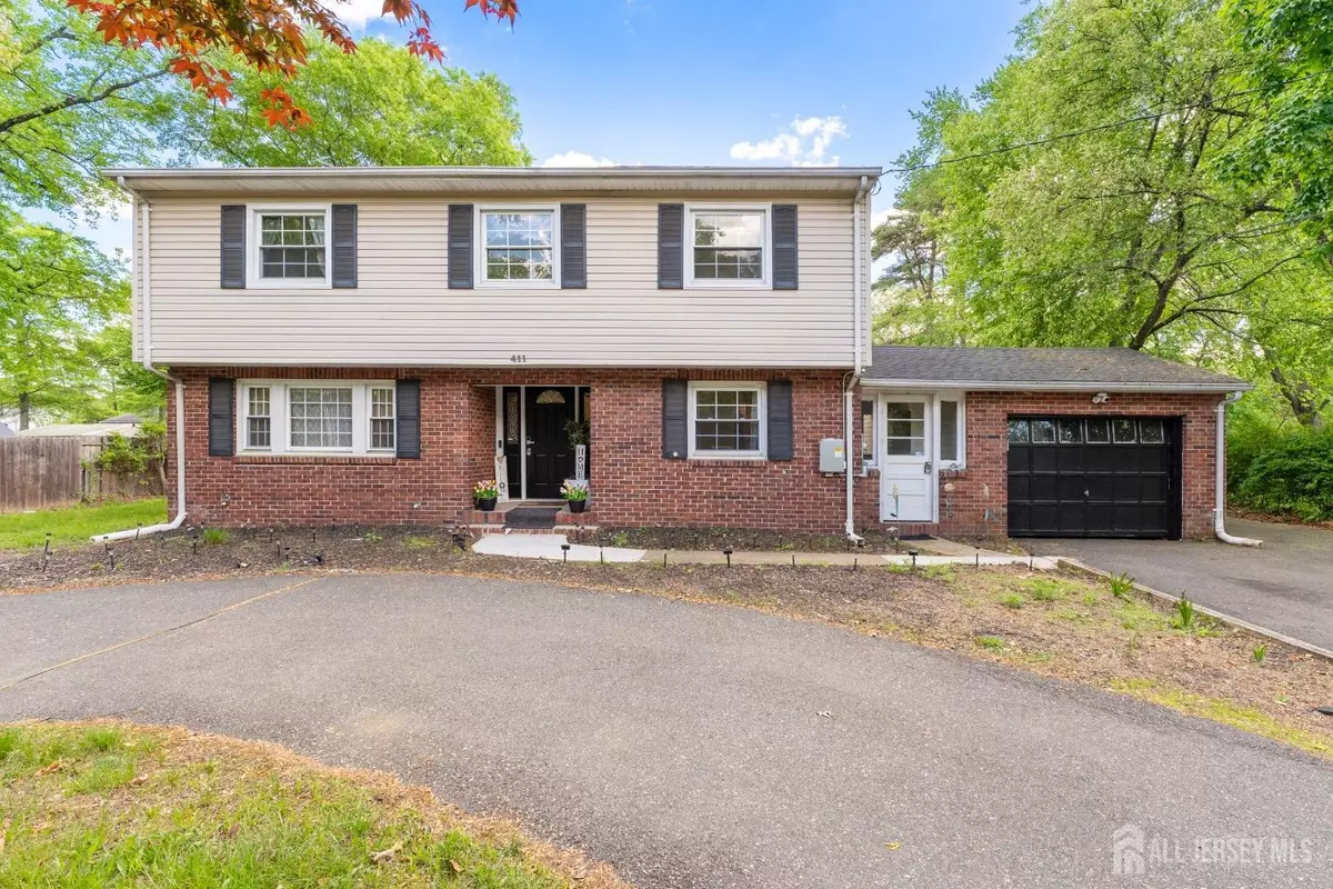 Spotswood, NJ 08884,411 Manalapan RD