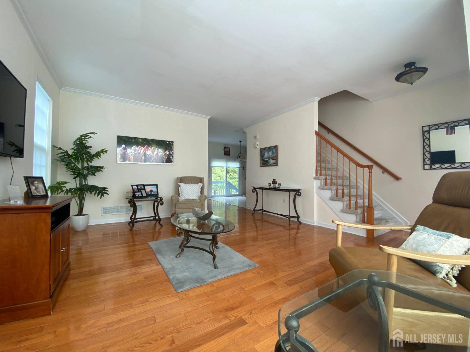 Monroe, NJ 08831,86 Eddington LN