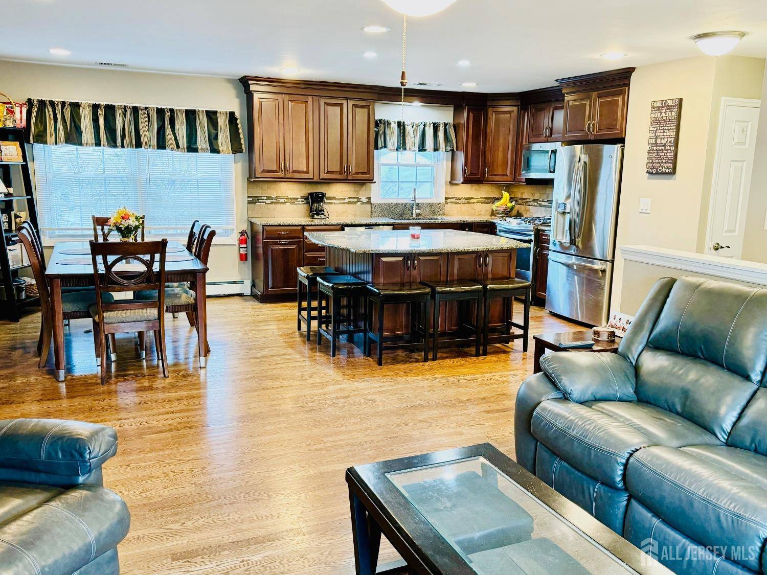 Spotswood, NJ 08884,9 Shupin ST