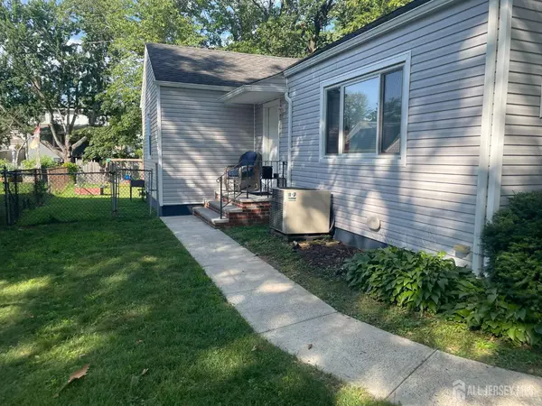 Plainfield, NJ 07062,131 berkeley TER