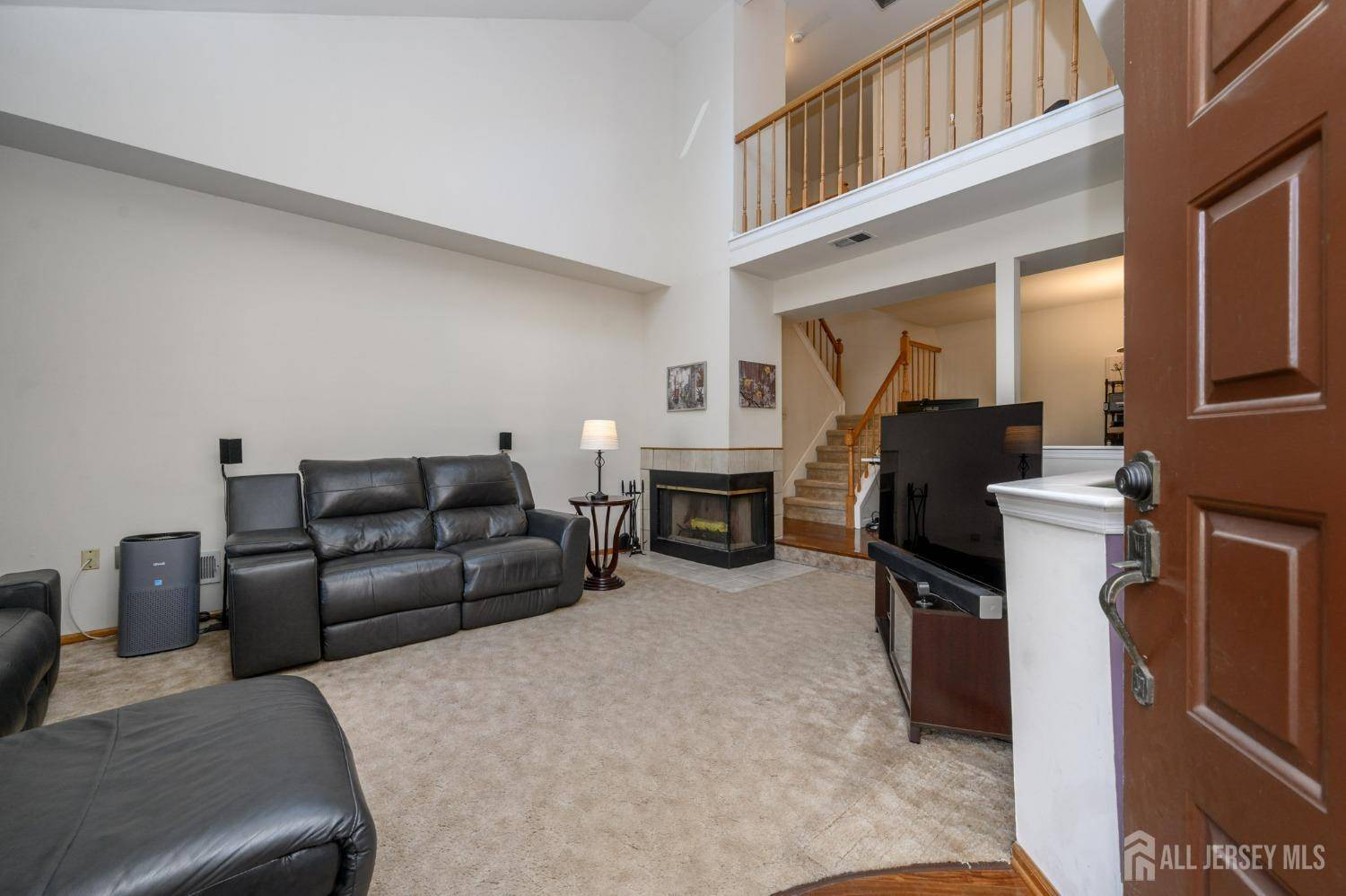 Franklin, NJ 08873,87 Driftwood DR