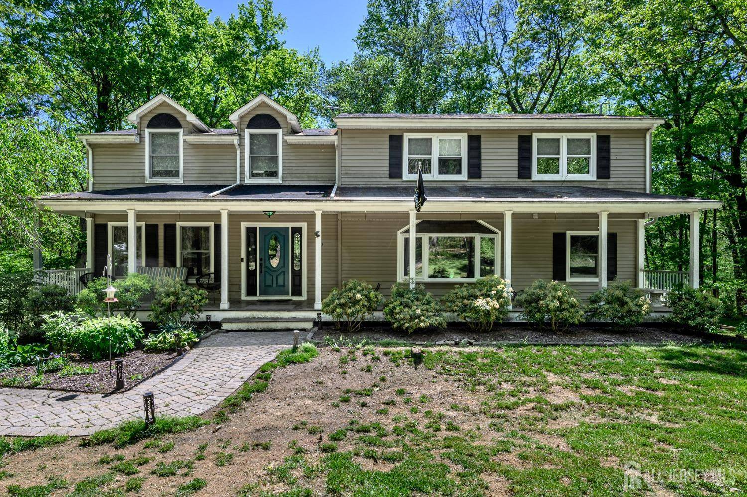 49 Sliker RD, Glen Gardner, NJ 08826