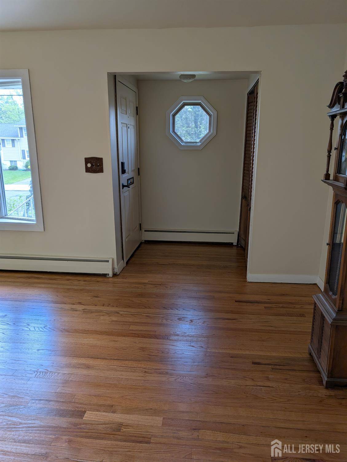 Colonia, NJ 07067,25 Predmore AVE