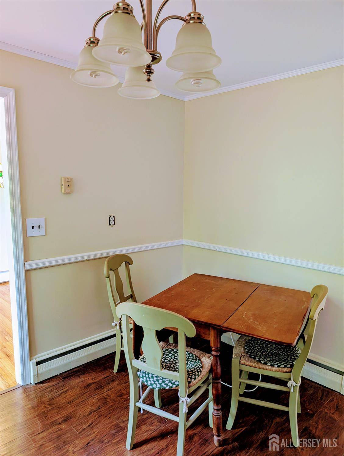 Colonia, NJ 07067,25 Predmore AVE