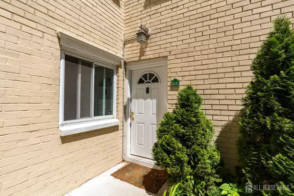 18 Lake AVE #8A, East Brunswick, NJ 08816