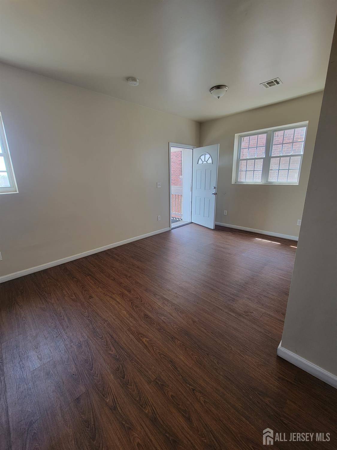 816 Amboy AVE, Perth Amboy, NJ 08861
