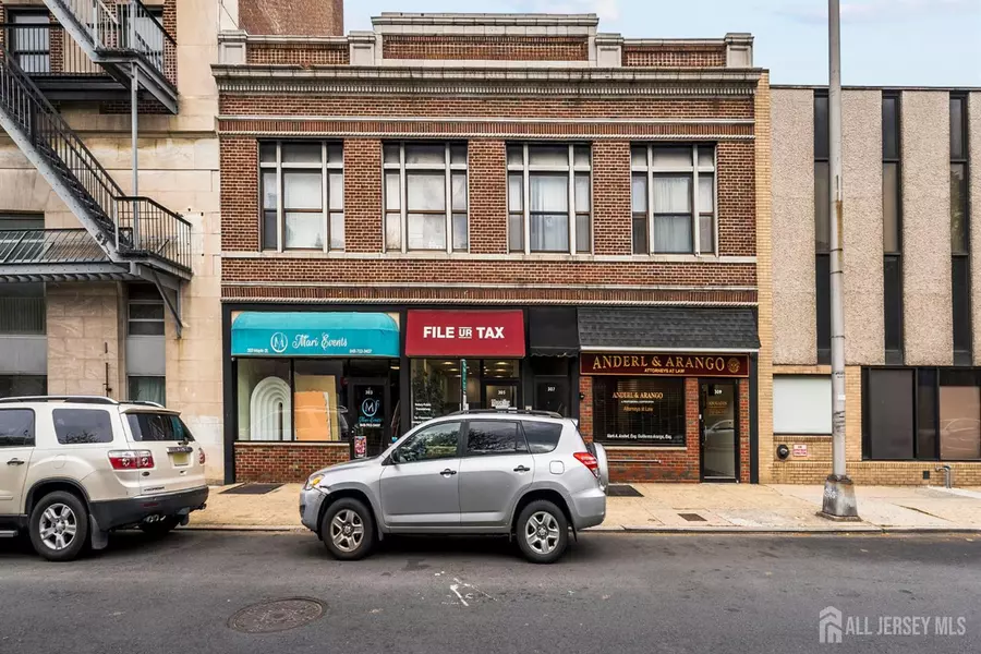 303 Maple ST #309, Perth Amboy, NJ 08861