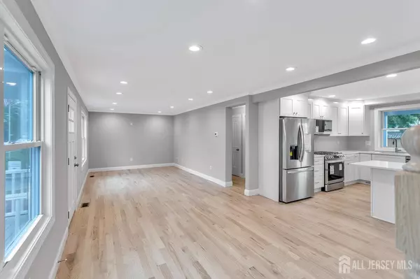 Port Reading, NJ 07064,64 2nd AVE