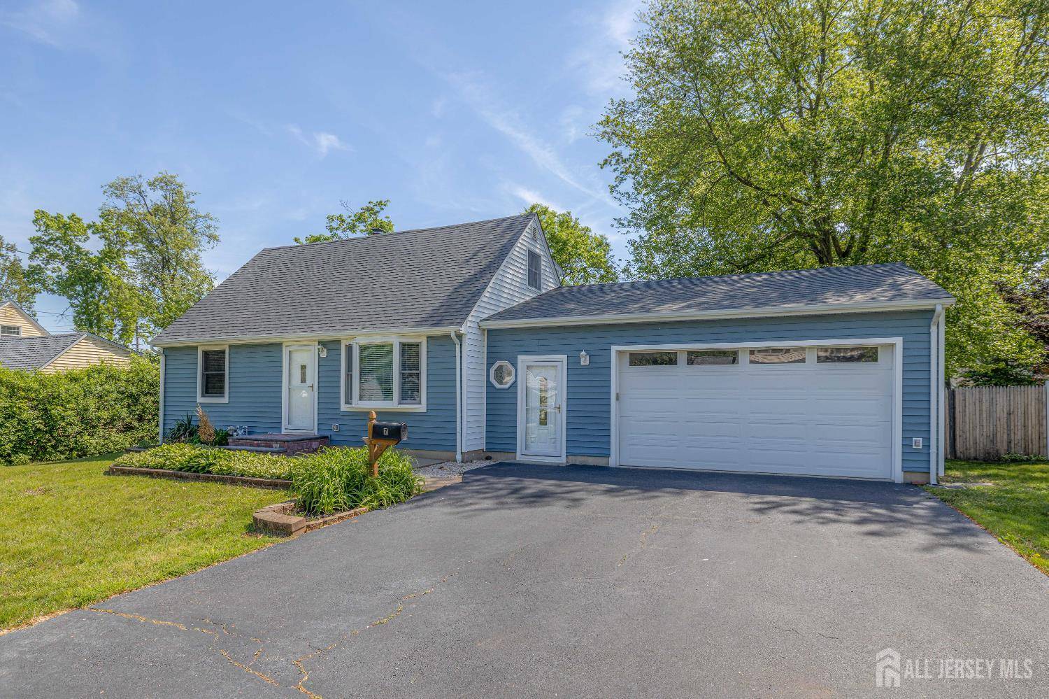 7 Winslow AVE, East Brunswick, NJ 08816