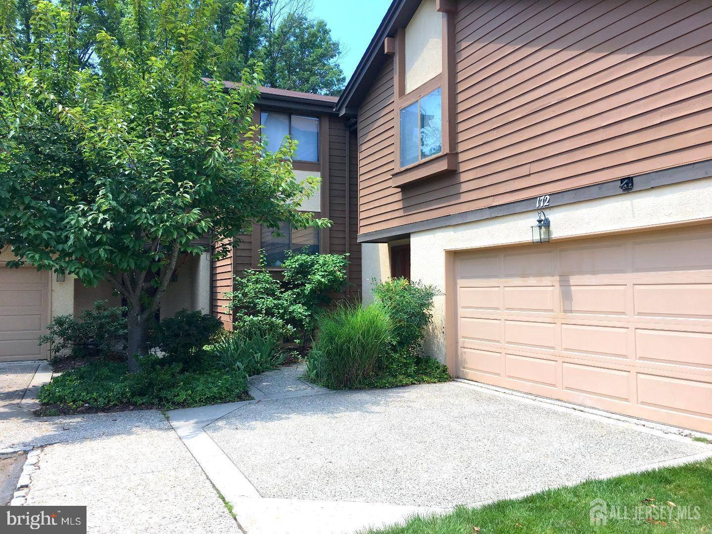 172 Sayre DR, Plainsboro, NJ 08540