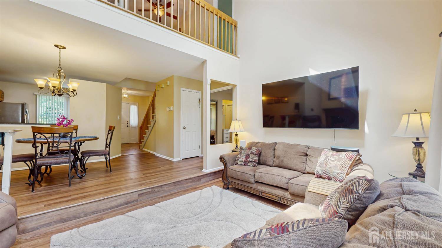 South Brunswick, NJ 08852,1014 Hemlock CT
