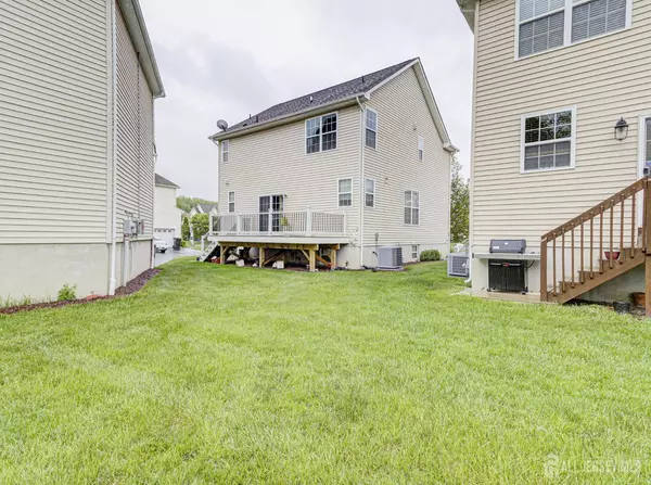 Monroe, NJ 08831,221 Morning Glory DR