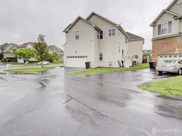 Monroe, NJ 08831,221 Morning Glory DR