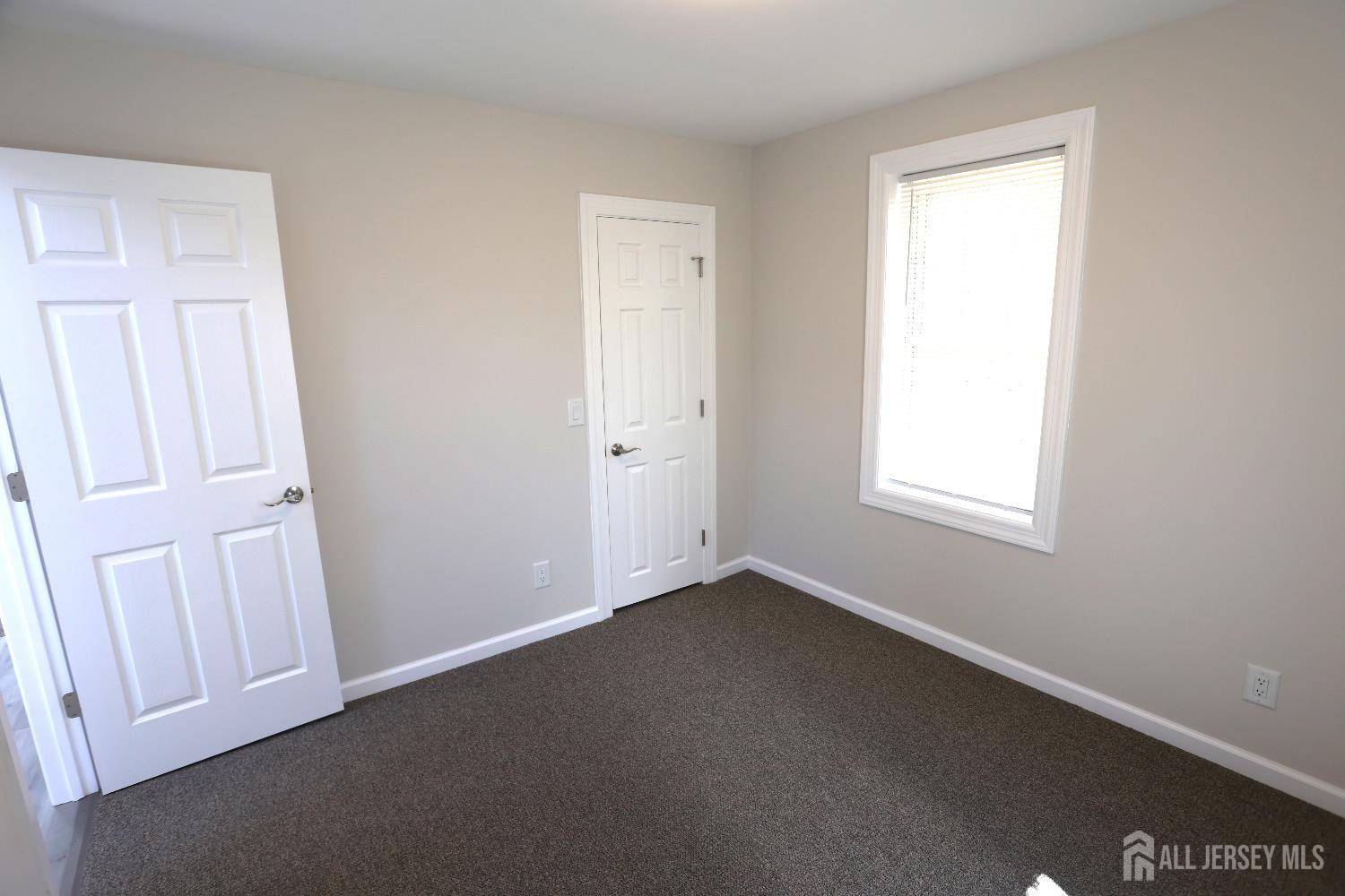Jamesburg, NJ 08831,39 hooker ST #2