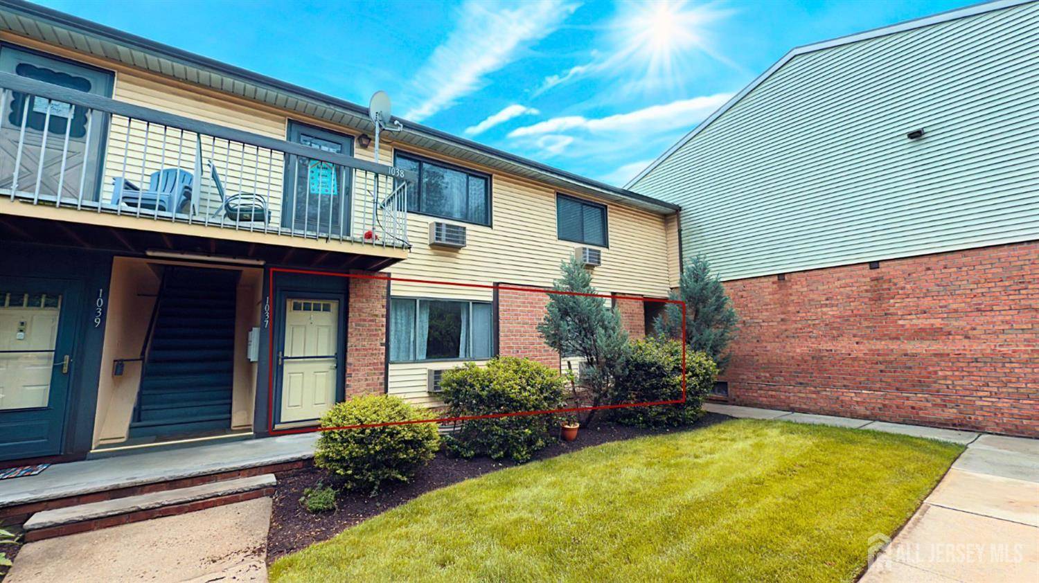 Woodbridge Proper, NJ 07095,1037 Cricket LN